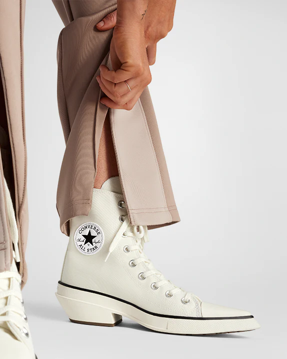 Chuck 70 De Luxe Pointed - Image 14