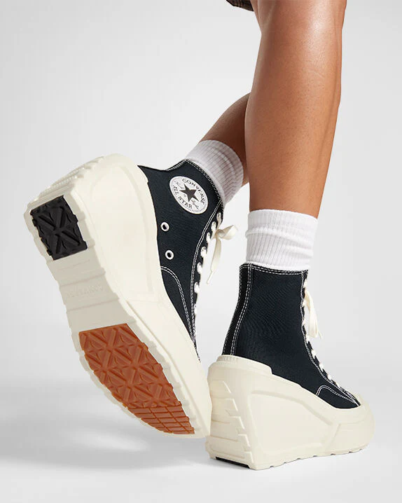 Chuck 70 De Luxe Wedge Platform High Top - Image 15