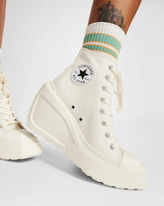 Chuck 70 De Luxe Wedge Platform High Top - Image 25