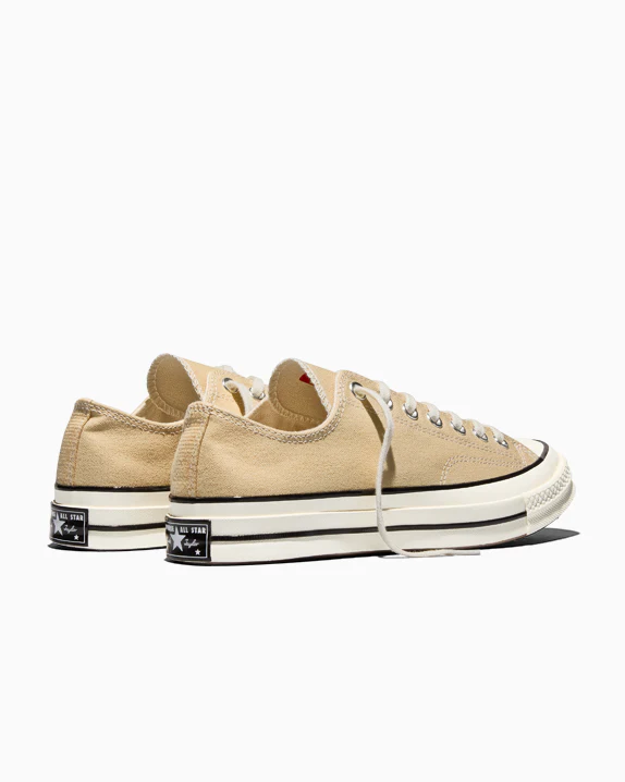 Chuck 70 - Image 29