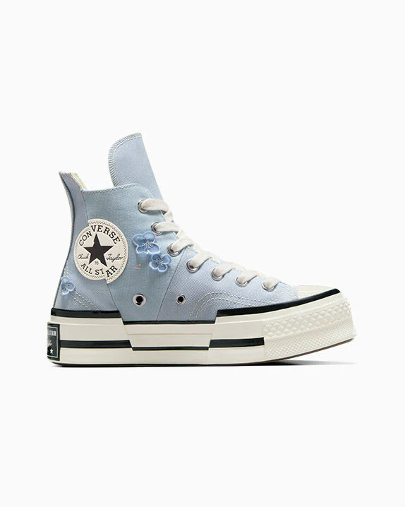 Chuck 70 Plus 3D Flowers High Top - Image 2