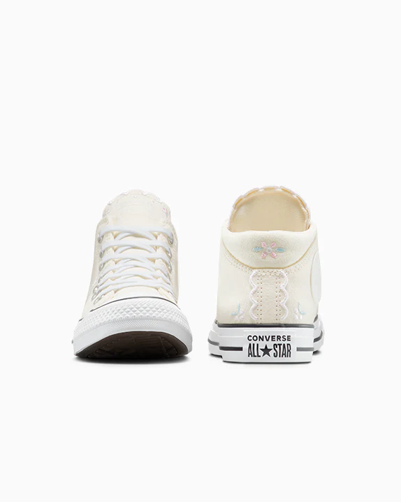 Chuck Taylor All Star Madison Embroidered Flowers - Image 3