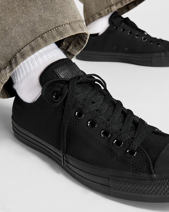 Chuck Taylor All Star Wide Low Top - Image 22