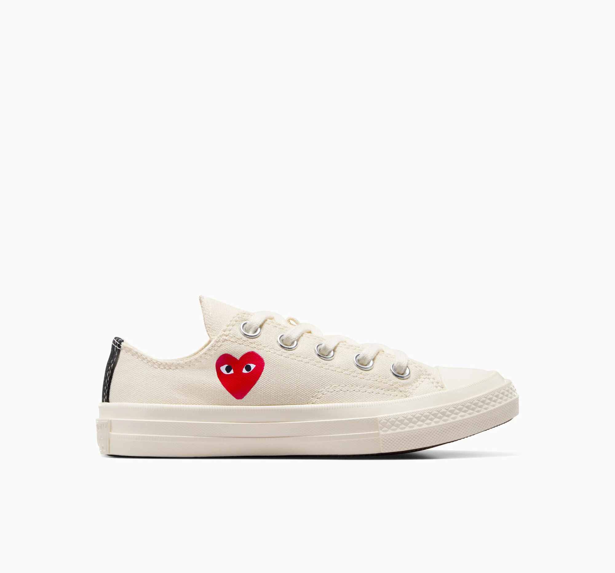 Converse X Comme des Garçons PLAY Chuck 70 OG Single Heart Low Top - Image 13
