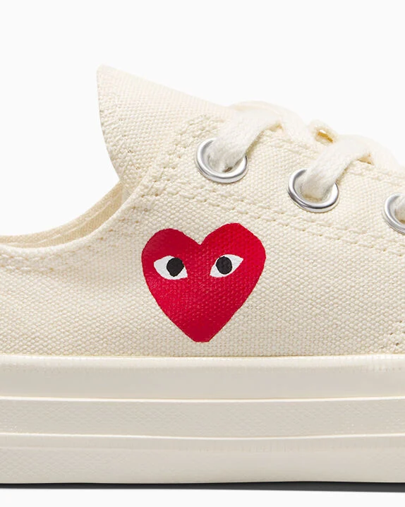 Converse X Comme des Garçons PLAY Chuck 70 OG Single Heart Low Top - Image 20