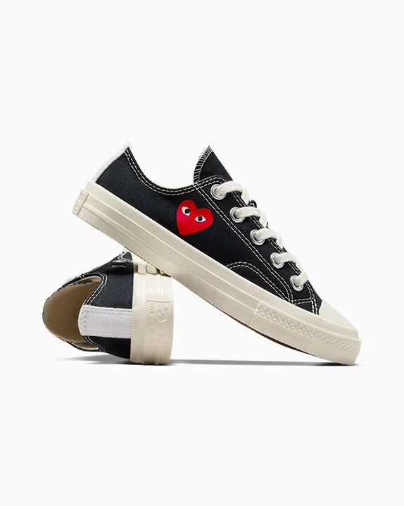 Converse X Comme des Garçons PLAY Chuck 70 OG Single Heart Low Top - Image 3