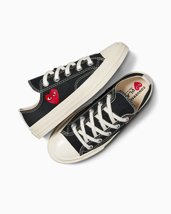 Converse X Comme des Garçons PLAY Chuck 70 OG Single Heart Low Top - Image 6