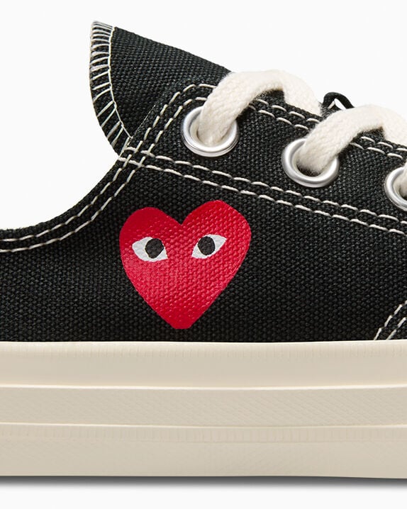 Converse X Comme des Garçons PLAY Chuck 70 OG Single Heart Low Top - Image 8