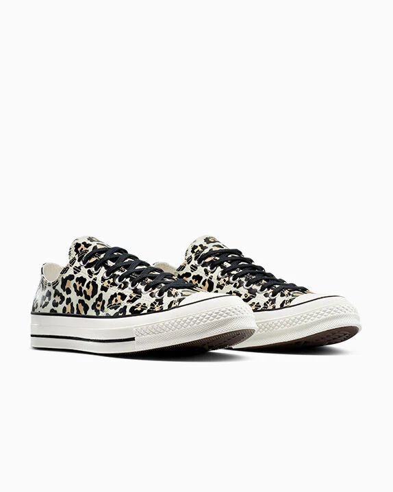 Chuck 70 Glow-In-The-Dark Leopard Print Low Top - Image 4