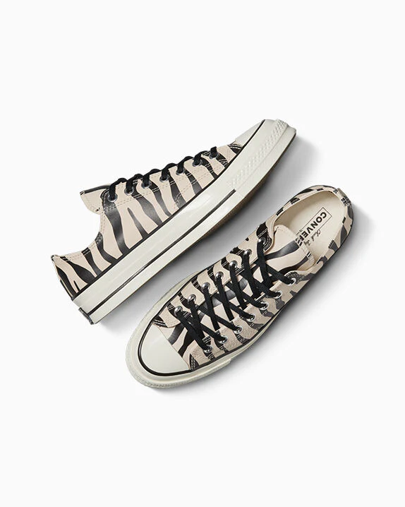 Chuck 70 Glow-In-The-Dark Zebra Print Low Top - Image 7