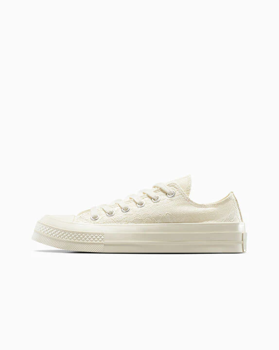 Chuck 70 Lace Low Top - Image 3