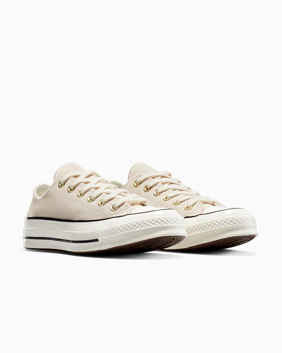 Chuck 70 Suede Low Top - Image 3