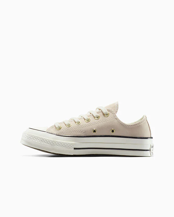Chuck 70 Suede Low Top - Image 5