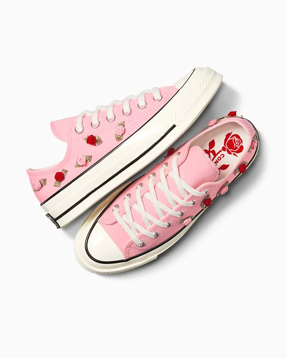 Chuck 70 Valentine's Day Low Top - Image 9