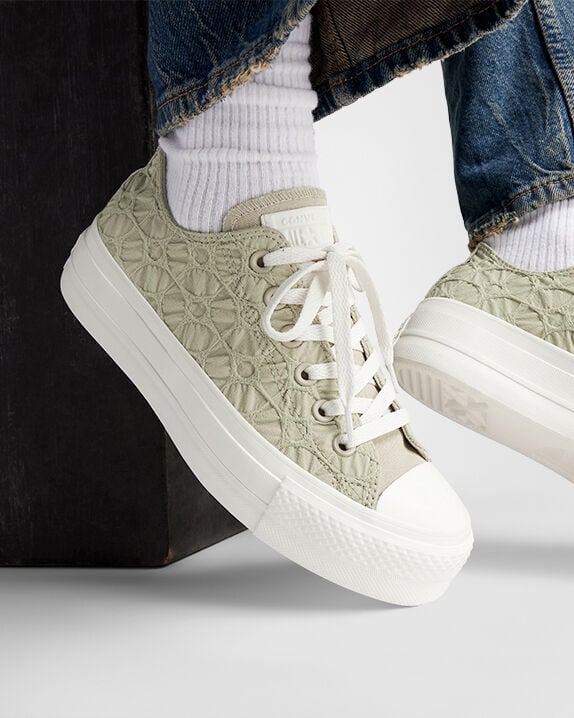 Chuck Taylor All Star Lift Platform Textured Material Low Top - Image 2