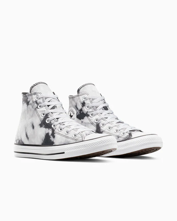 Chuck Taylor All Star Tie-Dye High Top - Image 13