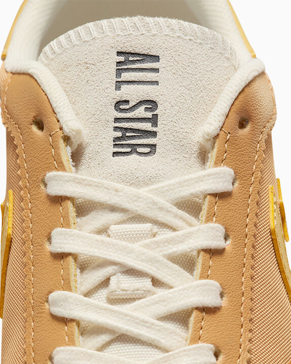 Run Star Trainer Retro Sport Low Top - Image 11